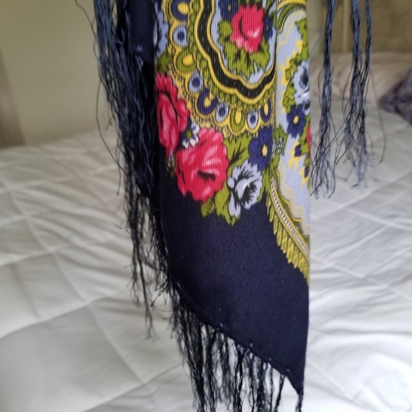 Scarf Wrap Traditional Ukrainian Polish Russian - Picture 7 of 7